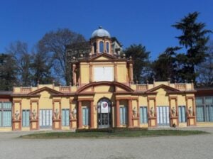 Se l’Aceto Balsamico sfratta l’arte. A Modena la Palazzina dei Giardini, già sede decentrata della Galleria Civica, diventa mostra i prodotti tipici enogastronomici in vista di Expo2015. E forse per sempre…