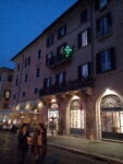 Lopera di Donato Piccolo installata a Piazza Navona foto Ruggero Passeri L’opera censurata di Piazza Navona. Vigili e soprintendenza spengono l’installazione di Donato Piccolo a Roma