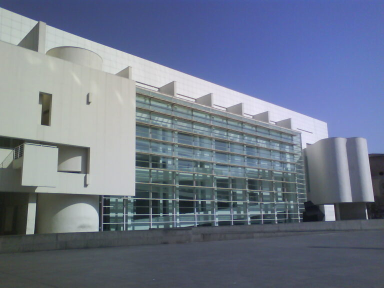 MACBA, Barcellona - 2011 - photo Kim For Sure