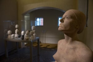 Vicenza si regala per Natale il nuovo Museo del Gioiello. E intanto aprono le mostre targate Goldin, dai “notturni” a López García: ecco tutte le immagini