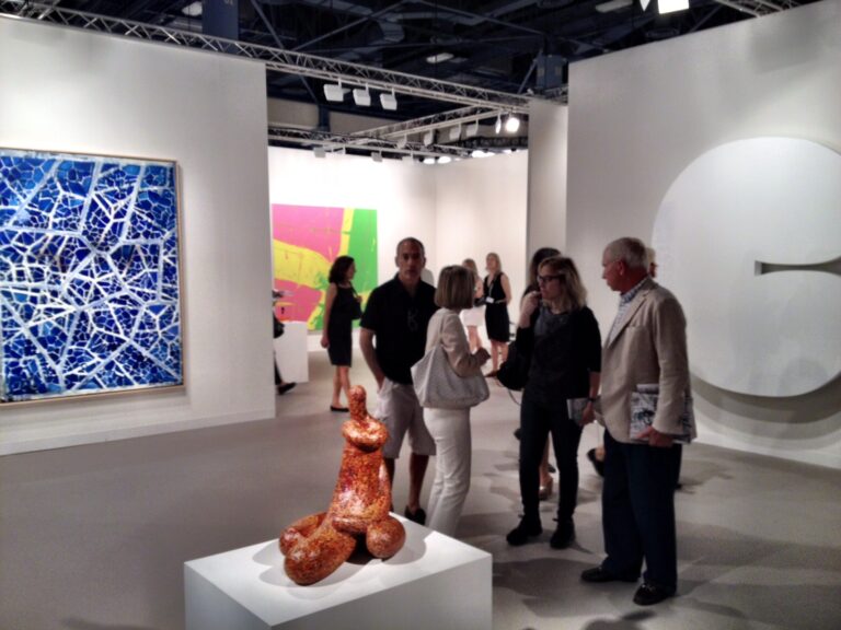 Matthew Marks Miami Updates: primissime immagini da Art Basel Miami Beach. Atmosfera esuberante, qualità degli stand sui massimi livelli