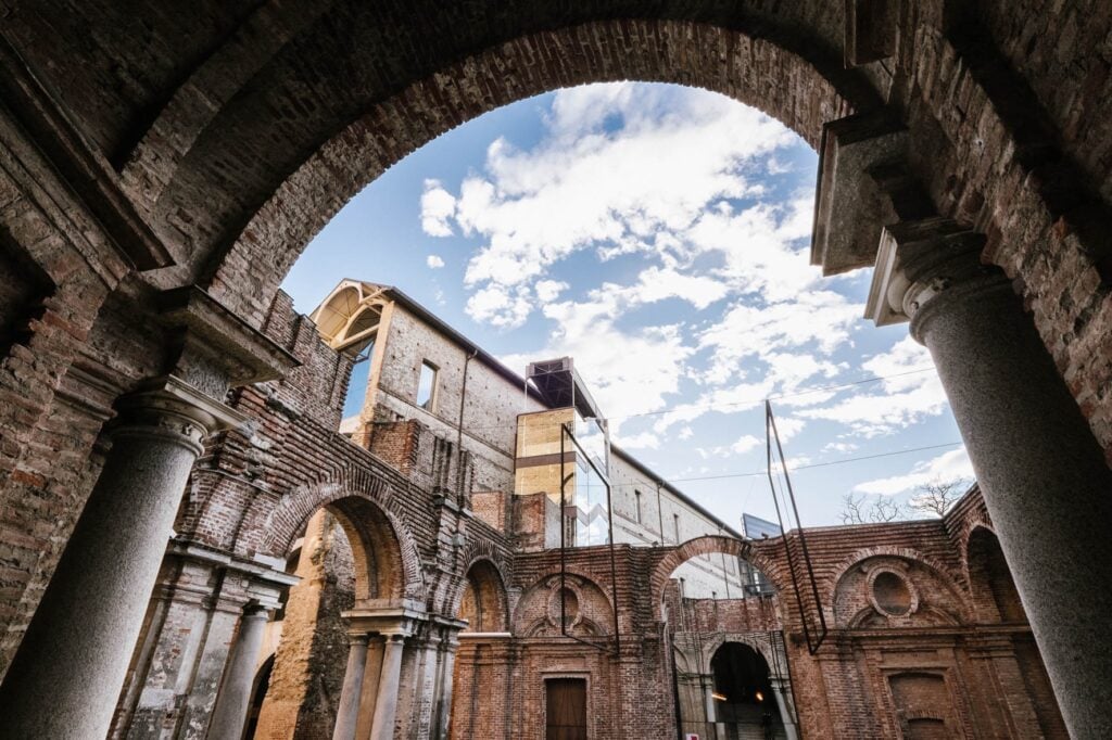 Il Castello di Rivoli riapre. Per le vaccinazioni anti-Covid