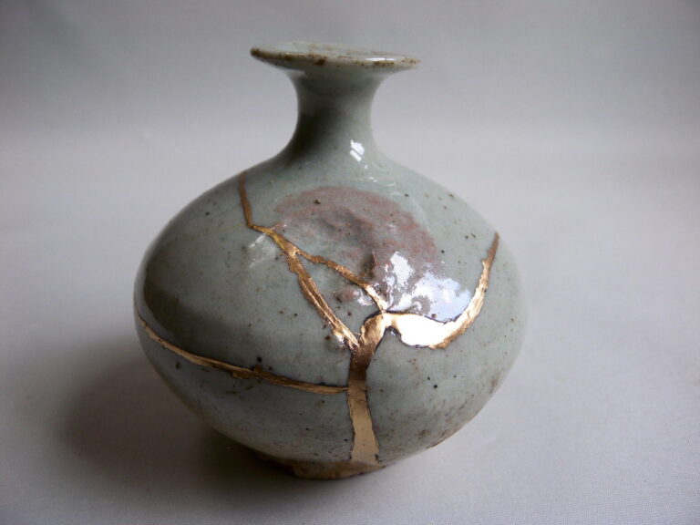 kintsugi 8 Appunti sull’ estetica giapponese. La nobile arte del Kintsugi e le cicatrici degli oggetti