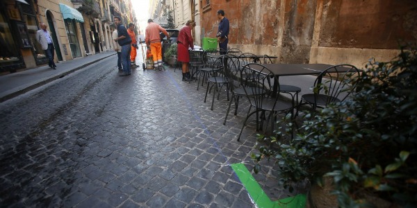 Le strisce verdi incriminate a Roma