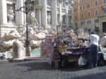 urtisti6 Umiliano i monumenti della città, ma il Comune di Roma gli organizza una mostra. Il Museo di Trastevere regalato alla potente lobby dei venditori di souvenir
