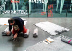2 L’ExpoGate prova a fare il centro creativo di Milano. Immagini dall'evento “Coperta” di Traslochi Emotivi: tra video e paesaggi sonori, su una nave (rovesciata)