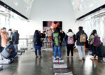 7 L’ExpoGate prova a fare il centro creativo di Milano. Immagini dall'evento “Coperta” di Traslochi Emotivi: tra video e paesaggi sonori, su una nave (rovesciata)