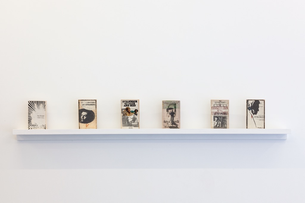 Andrea Mastrovito – Les Étrangers – veduta della mostra presso Art Bärtschi, Ginevra 2015 – 4