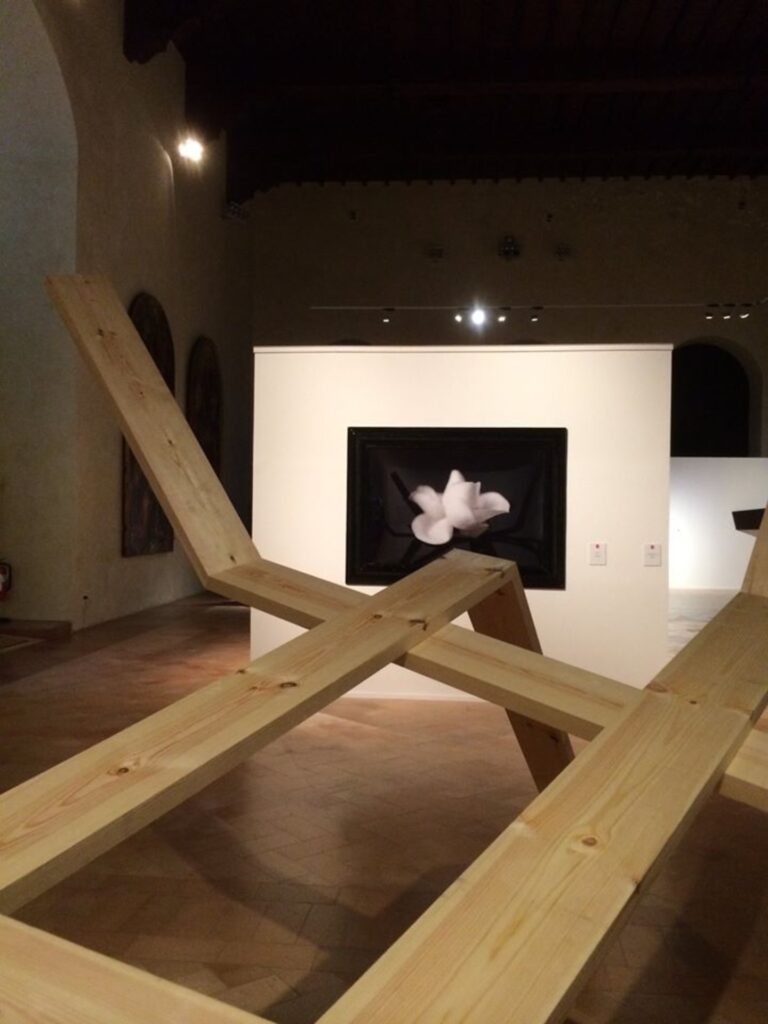 Artsiders, Perugia, 2014 - Riccardo Murelli, sullo sfondo Vittorio Gui