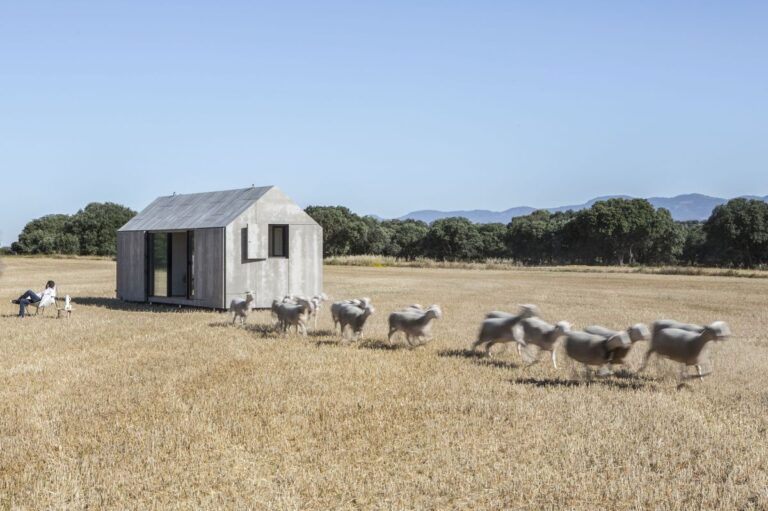 Biennale Design Madrid 2014 - Mención Casa Transportable Aph80