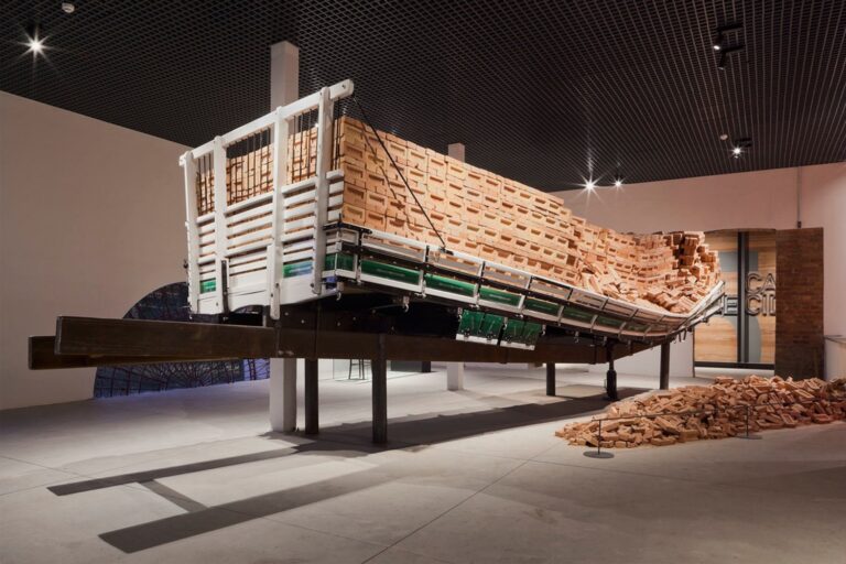 Biennale Design Madrid 2014 - Premio Museu da Imigraçao