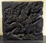 Carlo Zauli Primario cubo s.d. 1972 gres nero arricchito con ossido di manganese Aureo Alberto Burri. Un omaggio colossale a Parma