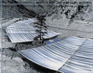 Christo e la lunga avventura sull’Arkansas. Il fiume da impacchettare, che gli abitanti vorrebbero tutelare. Ma il giudice federale dà ragione all’artista