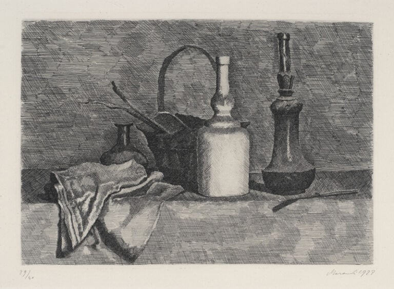 Giorgio Morandi, Natura morta con panneggio a sinistra, 1927, acquaforte su zinco - collezione privata