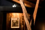 I Bareloi, i chiodi del museo etnografico di Zoppè incisi da Tomè con frasi in dialetto - Foto Giacomo De Donà