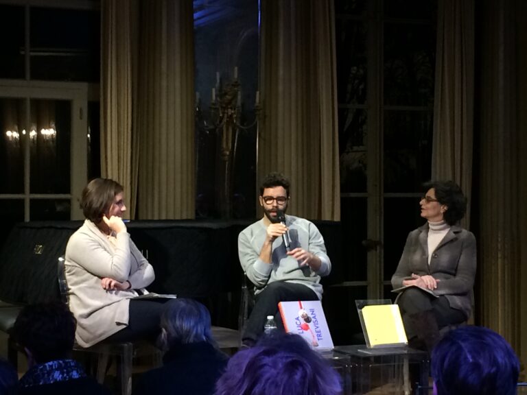 IIC Paris - talk con (da sx) Laura Barreca, Luca Trevisani, Marina Valensise