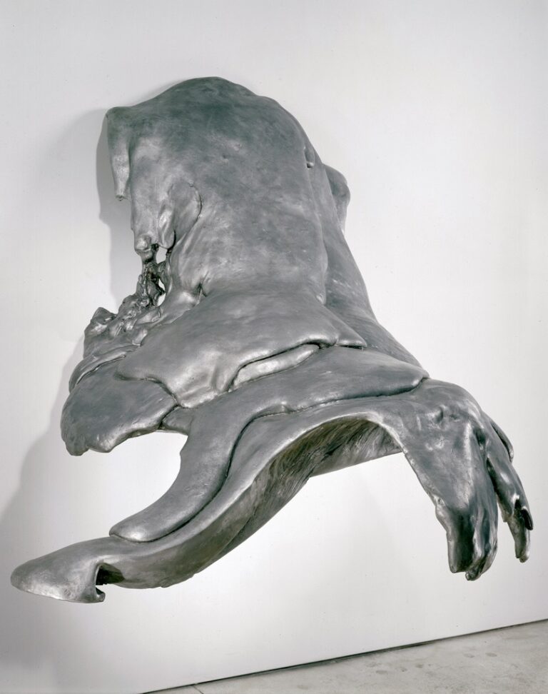 Lynda Benglis, Wing, 1970 - Courtesy the artist and Cheim & Read, New York