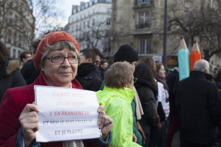 Marche Republicaine 9 In piazza per Charlie Hebdo. La guerra non santa: terrorismo e democrazia