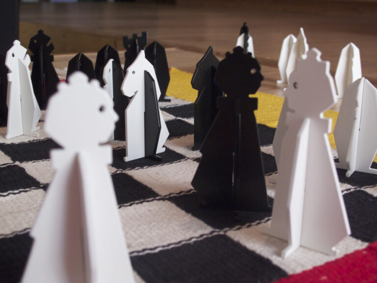 Olive & Patrick, LEchiquete (Checkered Chess), 2012, pieces and chessboard, Photography Olive Martin