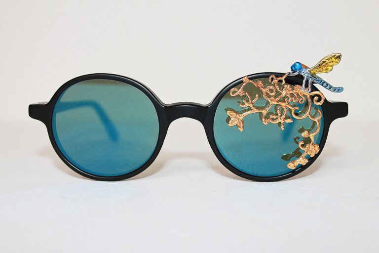 Avish Kehbrehzadeh, Maskhara with Dragonfly, 2014, Gold plated, silver and enamel, LGR Sunglasses, Edition 1 of 25