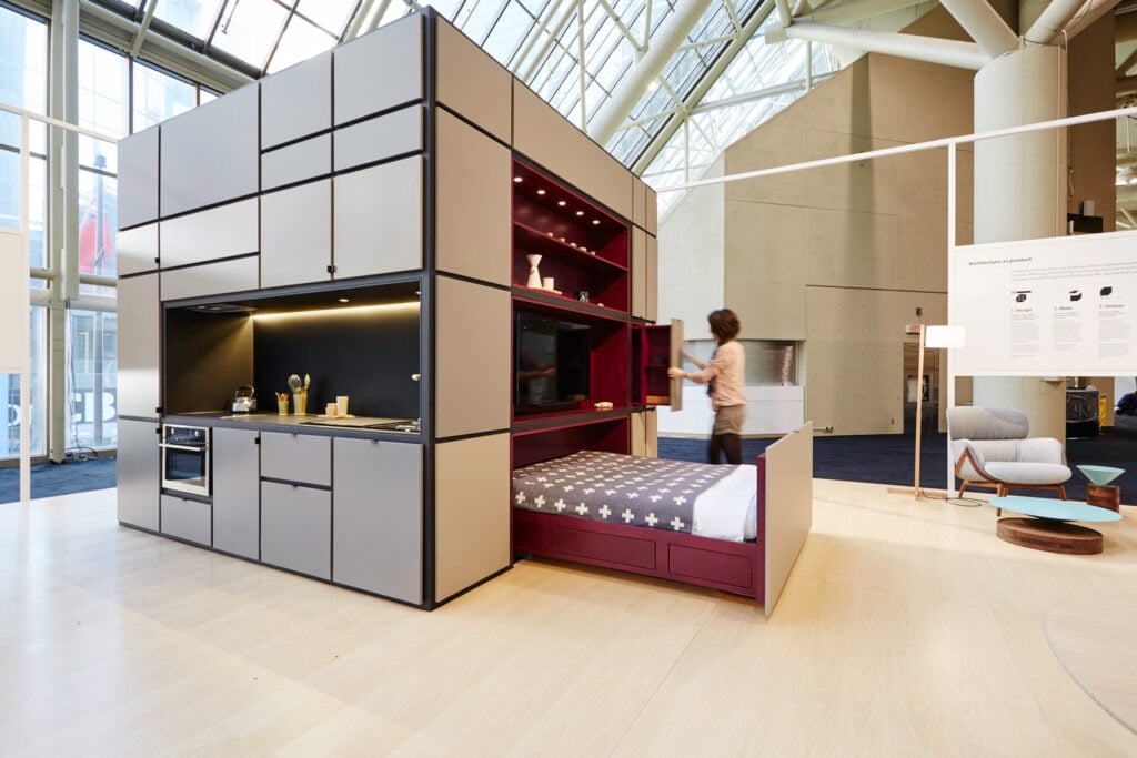 Luca Nichetto progetta la casa plug and play: anche cucina e bagno sono preinstallati, sui lati del suo Cubitat