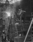 Emil Otto Hoppé, Workers on factory floor, Borsig-Werke, Berlin, 1928, German Industry, Vintage gelatin silver print, © E.O. Hoppé Estate Collection / Curatorial Assistance