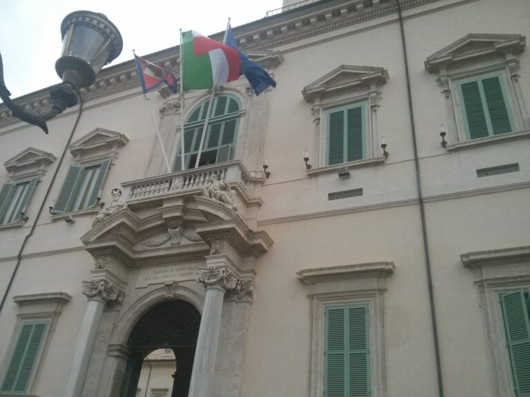 Gli arazzi del Quirinale Roma 8 Prove generali di apertura del Quirinale? A Roma tornano in mostra gli straordinari arazzi disegnati da Pontormo, Bronzino e Salviati, ecco le immagini