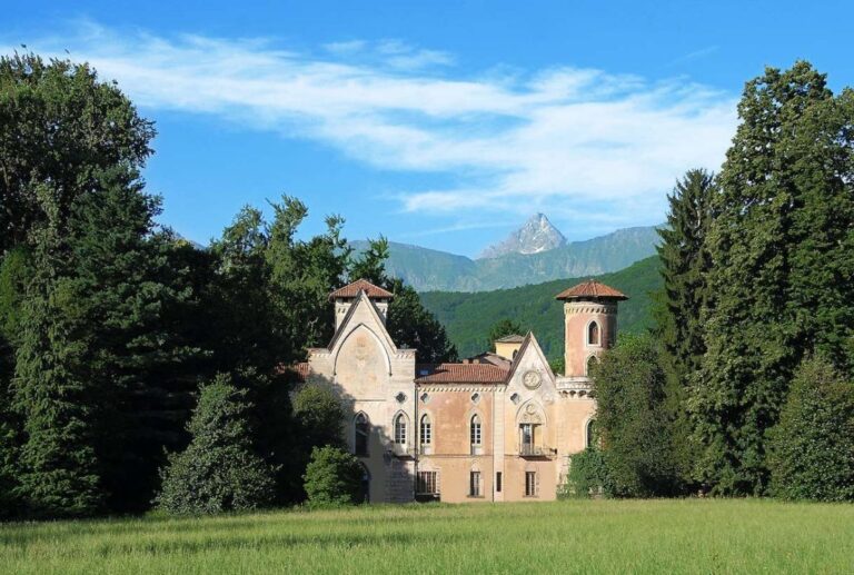 Il Castello di Mirandolo San Secondo di Pinerolo Piemonte Capolavori, nel verde. Da Zegna a Franco Maria Ricci, cresce la rete dei Grandi Giardini Italiani: che si preparano all'appuntamento con l'Expo 2015