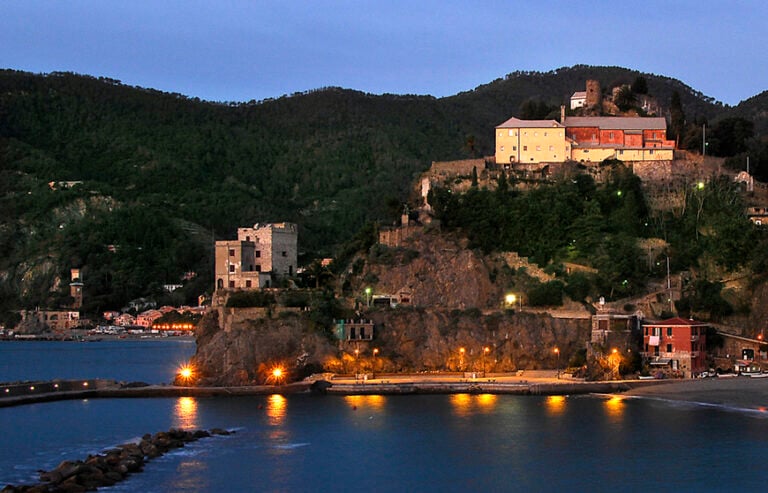 Il Convento dei Frati Cappuccini di Monte Rosso La Spezia Il luogo del cuore degli italiani? È il Convento dei Frati Cappuccini di Monte Rosso. Ecco i risultati del censimento promosso da FAI