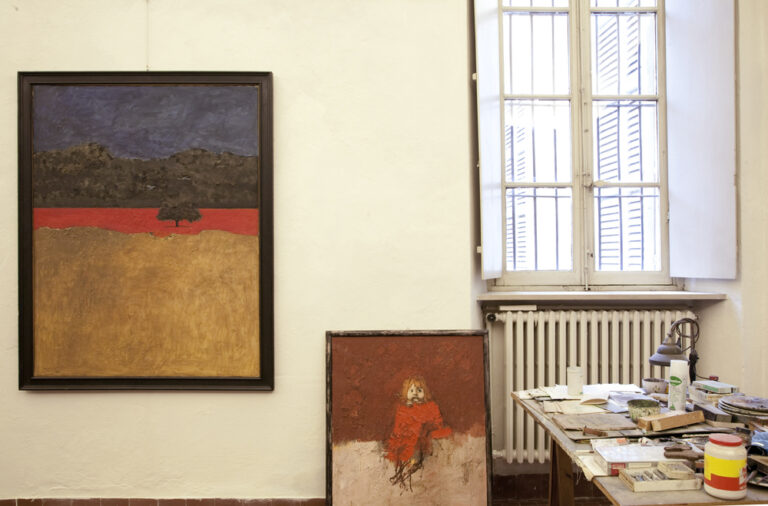 Lo studio di Carlo Mattioli 2 Un museo nello studio di Carlo Mattioli. Parma prepara il suo omaggio al grande artista: con un programma di mostre, una nuova fondazione e una monografia