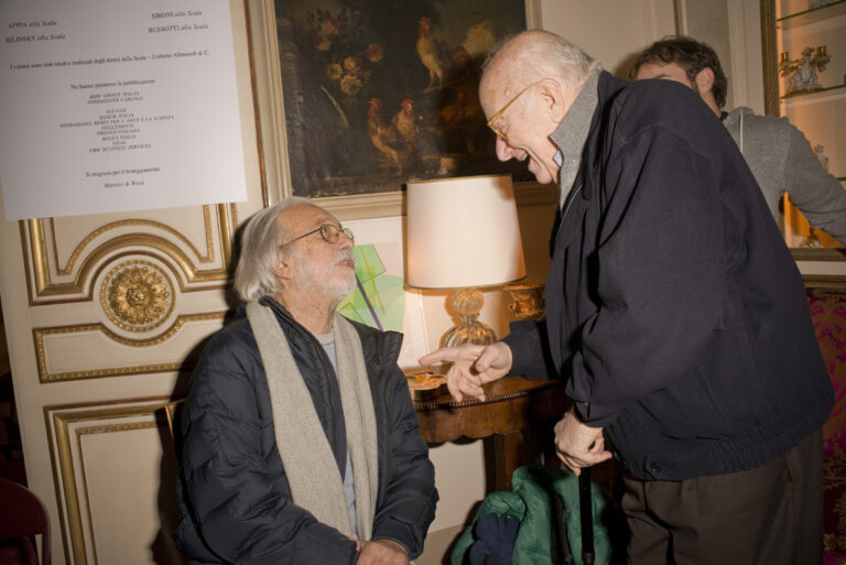 Luca Ronconi e Filippo Crivelli Addio a Luca Ronconi. È morto a Milano il regista che ha diretto il Piccolo Teatro, Leone d'Oro alla Carriera alla Biennale di Venezia nel 2013