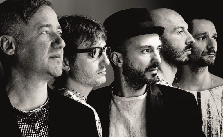 100 facce della musica italiana, Subsonica. Foto di Giovanni Gastel © Rolling Stone 2015