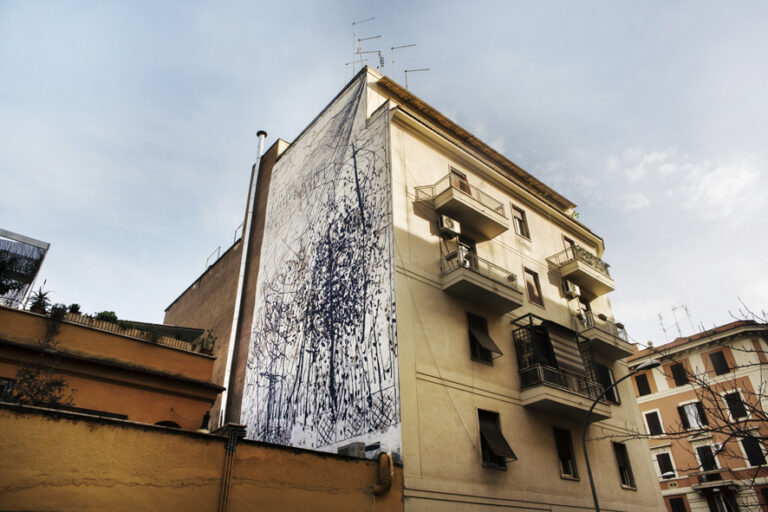 wunderkammern StenLex murales giorgiocoencagli 049 small Sten Lex, Ludo, 2501. Tre big per Light up Torpigna! La street art reinventa Torpignattara: nuovi mega murales a Roma. Le prime foto…