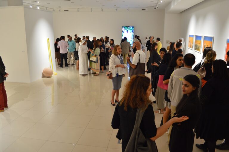 A Public Privacy Dubai 2015 12 Indagini tra pubblico e privato, a Dubai. Una mostra di giovani talenti lancia U.A.E. Unlimited Arab Exploration, piattaforma artistica per l’area del Golfo