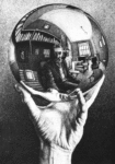 Escher I paradossi di Escher a Bologna. Con la grande retrospettiva sul genio olandese riapre Palazzo Albergati: totalmente restaurato, dopo il devastante incendio