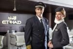 Etihad Airways cabin crew member and pilot1 645x430 Nicole Kidman per Etihad Airways. E lo spot extra lusso arriva fino al Louvre di Abu Dhabi