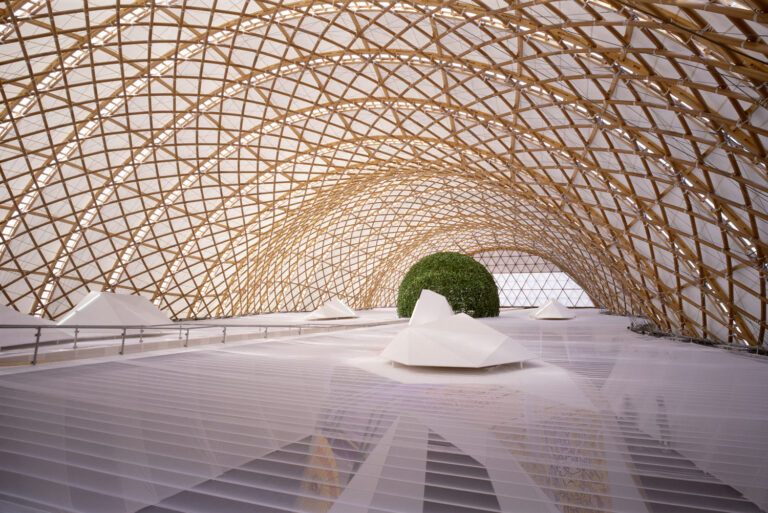 Frei Otto e Shigeru Ban, Padiglione del Giappone all'Expo 2000 di Hannover. Foto: Hiroyuki Hirai