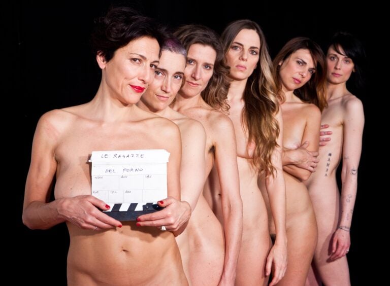 Le ragazze del porno 6 Le Ragazze del Porno a Milano. Progetto tutto al femminile, tra cinema d’autore e sesso: opere in mostra, per finanziare il collettivo di registe