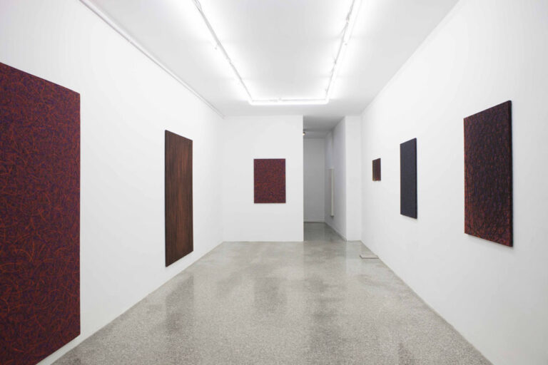 Luca Macauda – Alla testa dell’acqua - veduta della mostra presso A+B, Brescia 2015 - photo Davide Sala