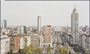 L’Italia attraversata dalla fotografia. Una grande mostra a Milano