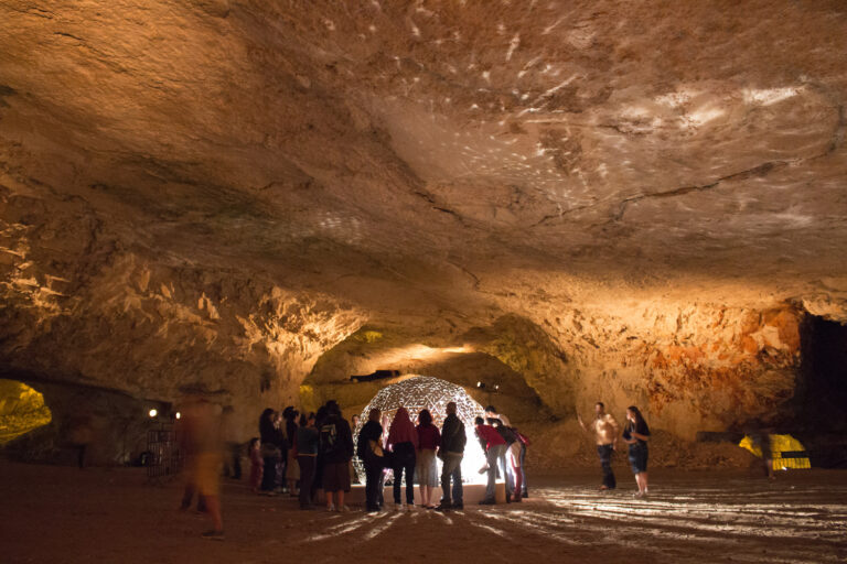 Daan Roosegaarde, Lotus Dome, Zedekiah Cave, Jerusalem, 2013