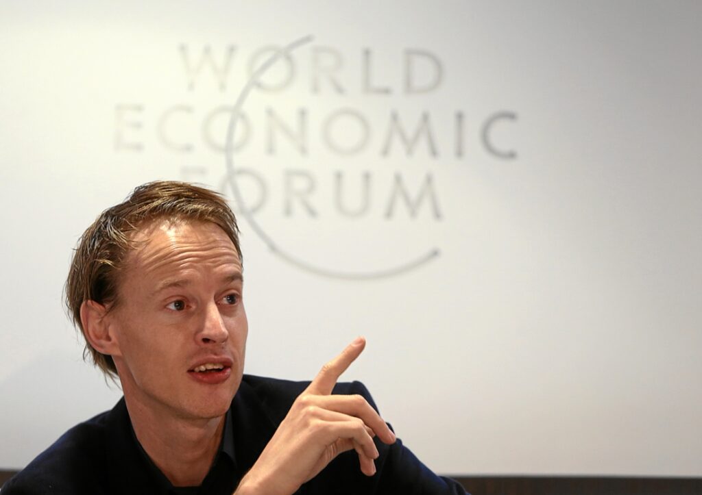 Salone Updates: il “guru” Daan Roosegaarde al Museo Nazionale Scienza e Tecnologia. Il futuro del design dell’interazione