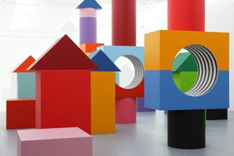 Daniel Buren, Come un gioco da bambini, 2015 - Madre, Napoli