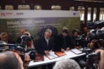 Firma dellaccordo tra MIBACT e regione Toscana foto Matteo Nardone Il Ministro Dario Franceschini presenta in Val d'Orcia il progetto Itinerari. Treni vintage per un turismo di qualità