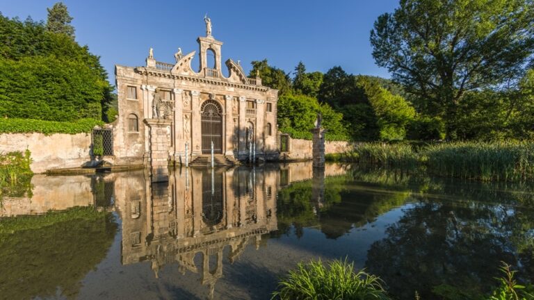 Giardino di Valsanzibio - Portale di Diana