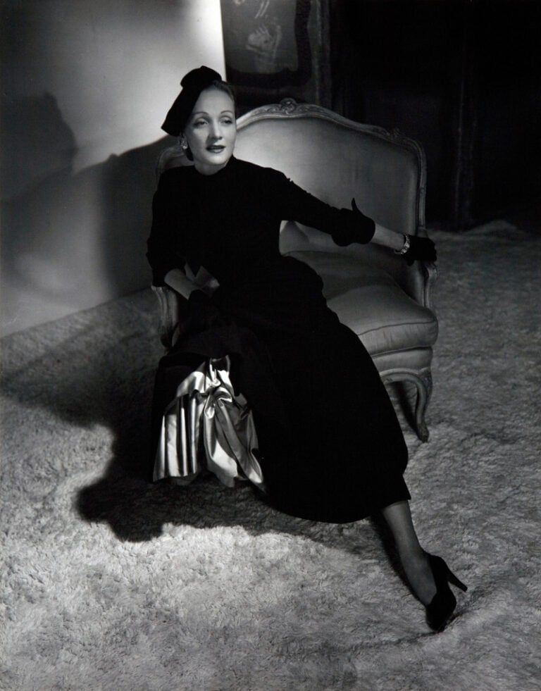 Horst P. Horst, Portrait, 1947, Galleria Civica di Modena