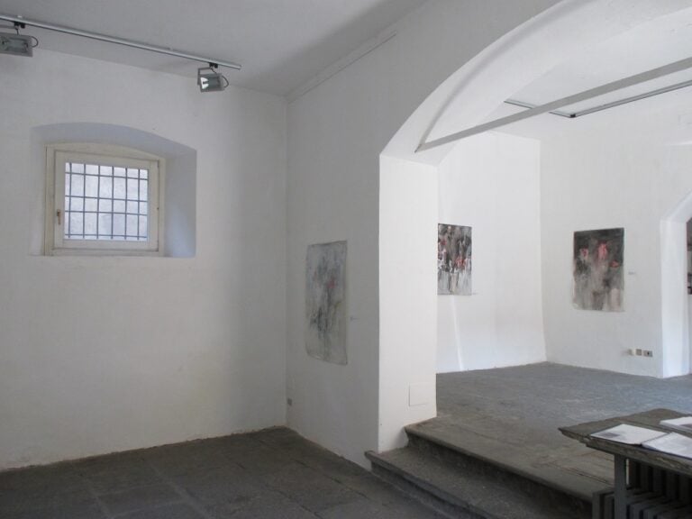 Liisa Karintaus – Still life paintings - veduta della mostra presso lo Studio Vanna Casati, Bergamo 2015