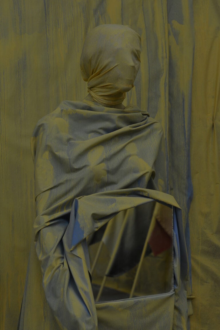 Maziar Mokhtari – Ceremony - veduta della mostra presso Dino Morra Arte Contemporanea, Napoli 2015