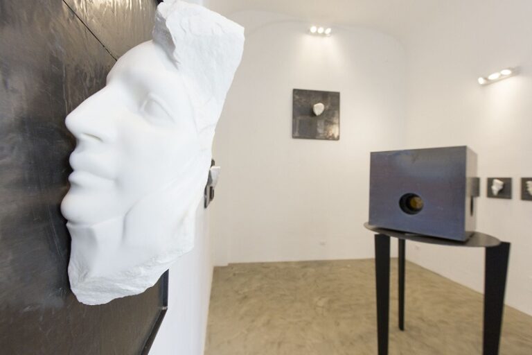 Michelangelo Galliani - Oratorio dell'inganno - veduta della mostra presso Giuseppe Veniero Project, Palermo 2015