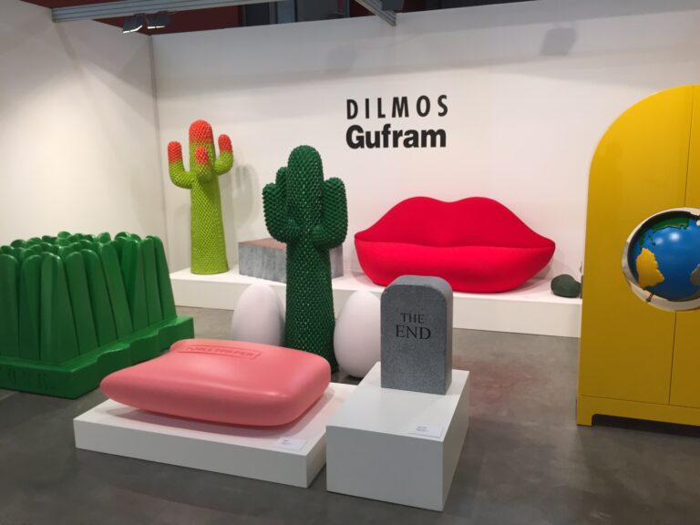 Object Miart 2015 Dilmos Milano Updates: quando il design di qualità fa bella figura in una fiera d'arte. Immagini dalla sezione Objects di miart 2015